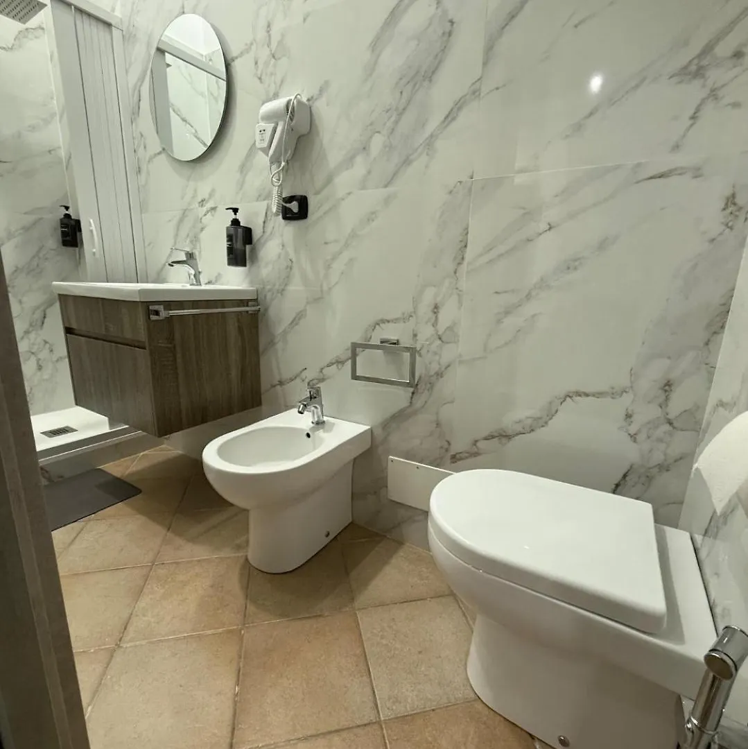 Luigi And Sasy'S House Bed & Breakfast Naples Italy